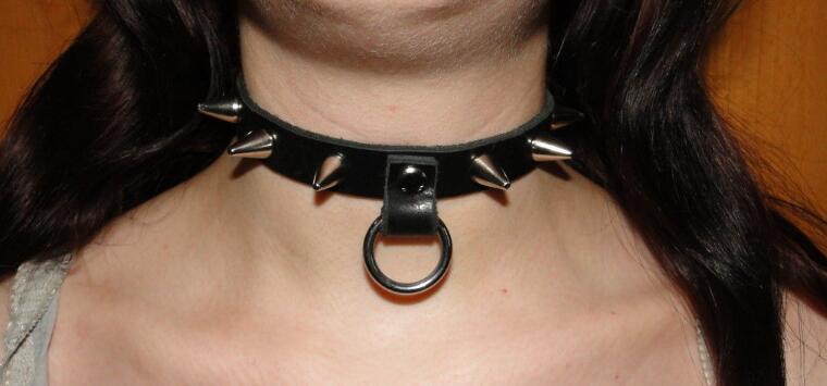 Women faux leather collar BDSM bondage necklace slave round neck ring harne...